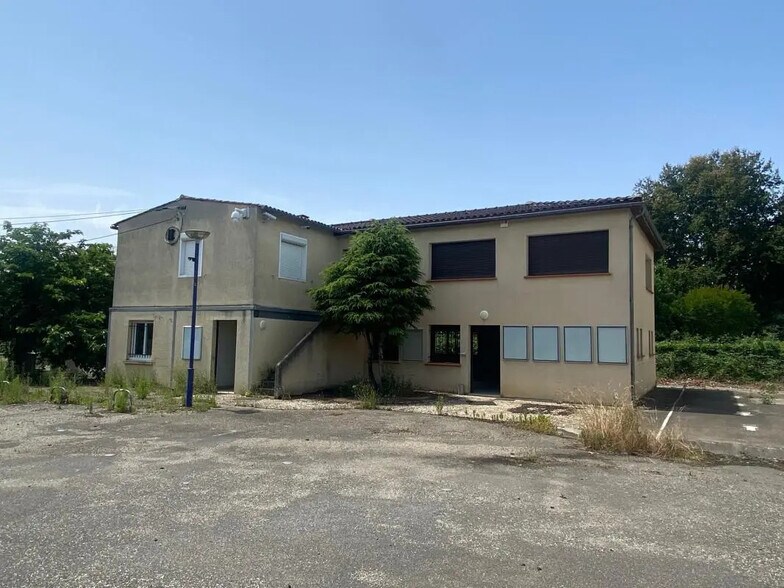 Flex in Montauban for sale - Building Photo - Image 1 of 2