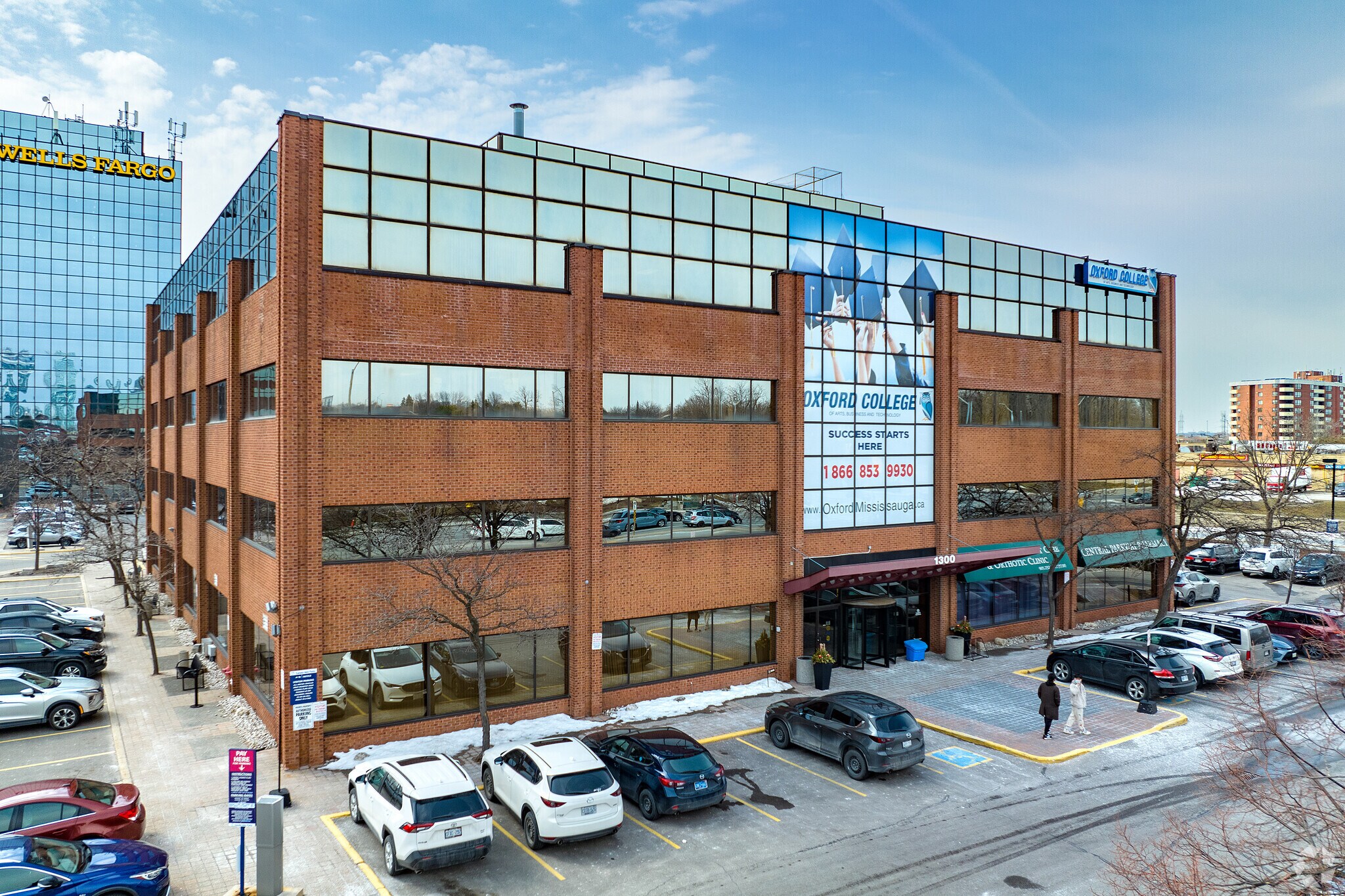 1300 Central Pky, Mississauga, ON for lease Primary Photo- Image 1 of 9