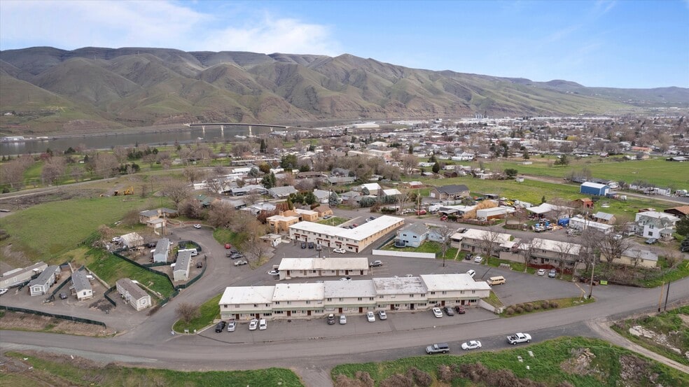 1600-1620 Chestnut St, Clarkston, WA for sale - Building Photo - Image 1 of 1