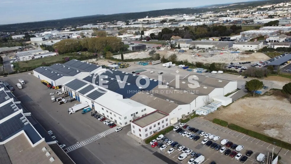 Office in Nîmes for lease - Aerial - Image 2 of 9