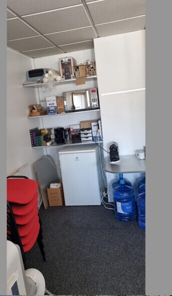 Office in Paris for lease - Building Photo - Image 3 of 7