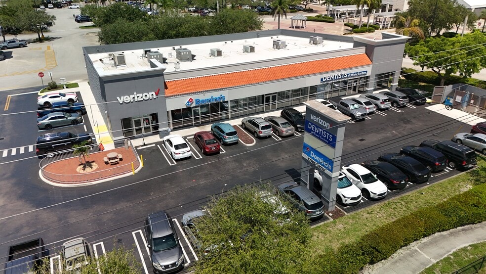 17760-17776 NW 57th Ave, Hialeah, FL for lease - Building Photo - Image 3 of 3