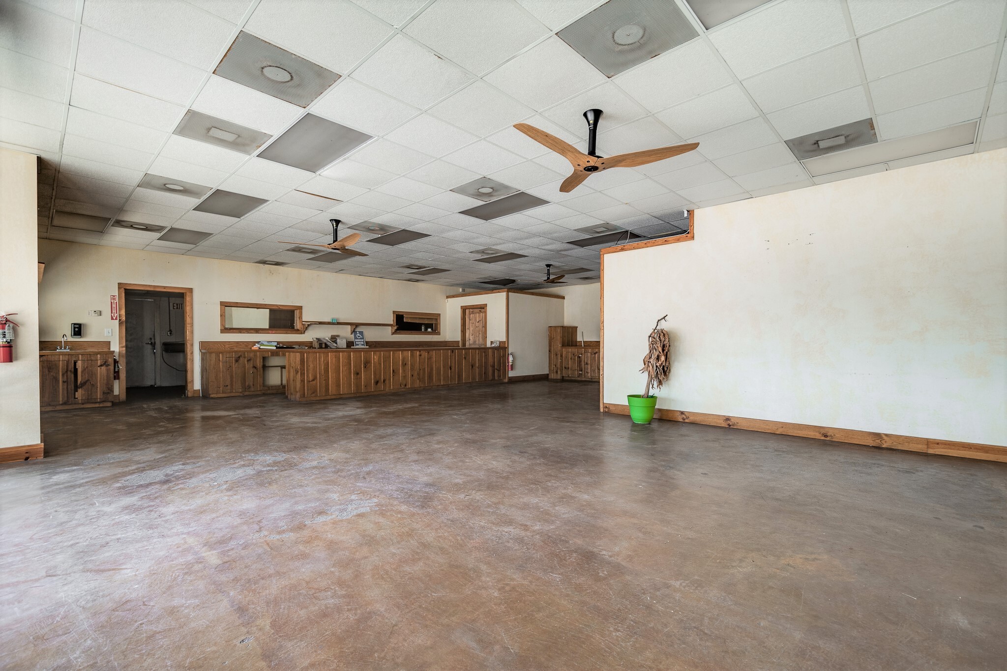 500 Plum Grove, Cleveland, TX for sale Interior Photo- Image 1 of 1