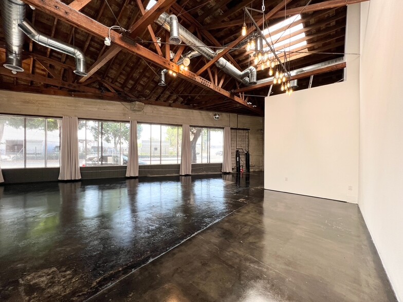 1817 Main st, Los Angeles, CA for sale - Building Photo - Image 2 of 10