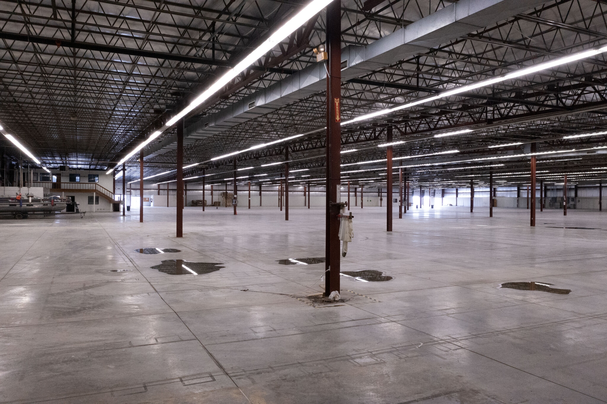 803 SW Lorraine St, Leon, IA for lease Interior Photo- Image 1 of 2