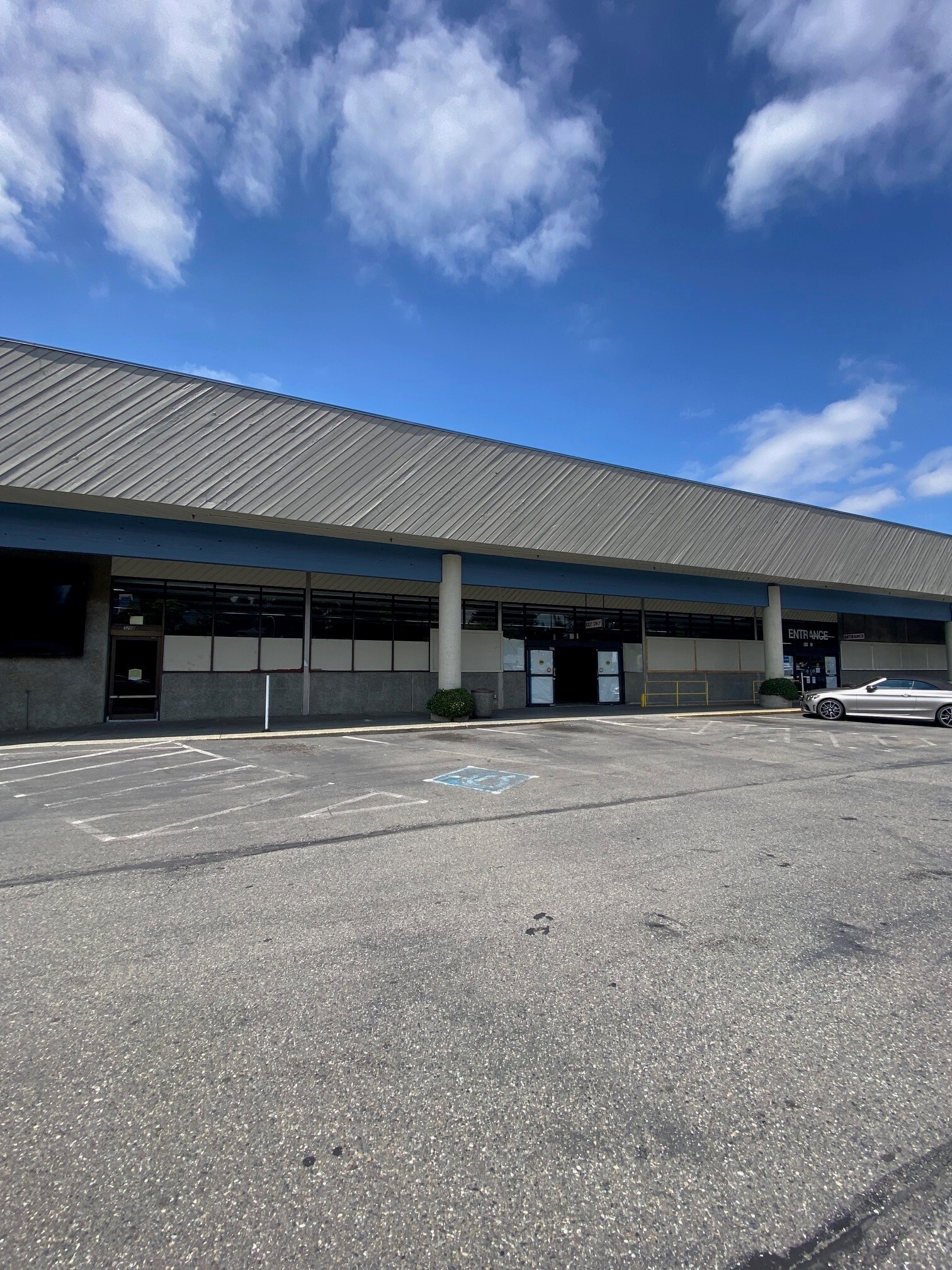 3152-3212 NE Sunset Blvd, Renton, WA for lease Building Photo- Image 1 of 6