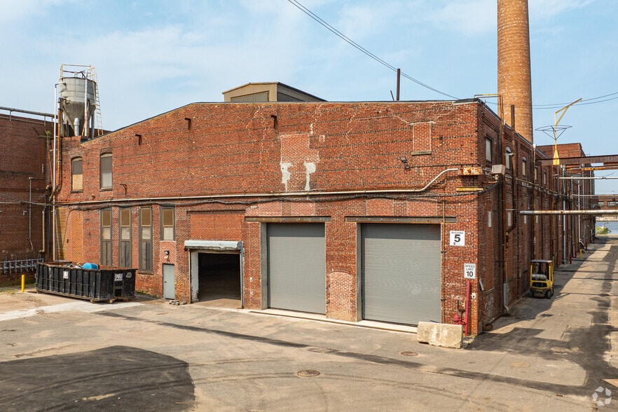 300 Jefferson St, Camden, NJ for lease - Building Photo - Image 3 of 12