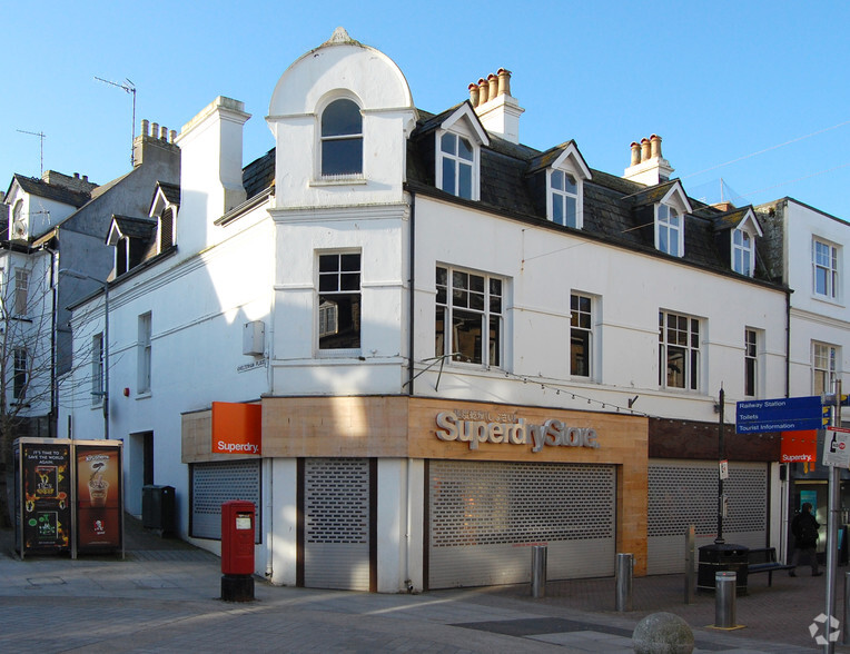 36-38 Bank St, Newquay for lease - Primary Photo - Image 1 of 3