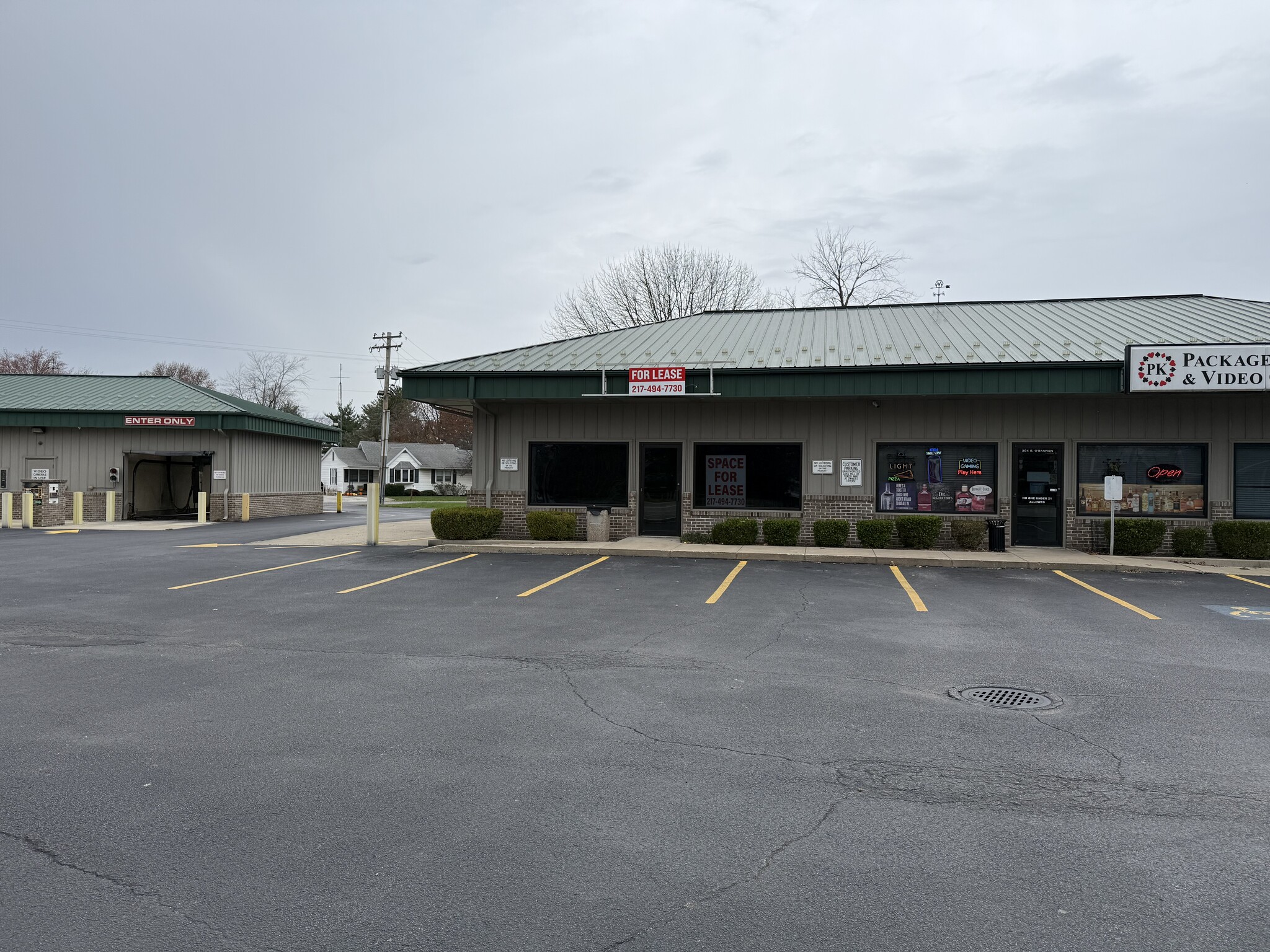 304 S Obannon St, Raymond, IL for lease Building Photo- Image 1 of 35