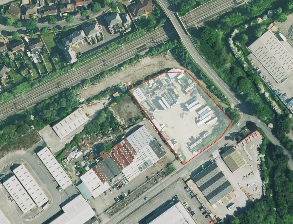 8 Lamby Way, Cardiff for sale Primary Photo- Image 1 of 1