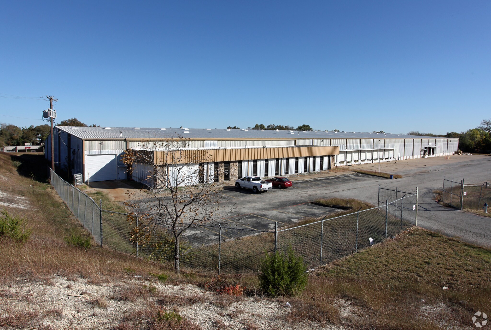 4666 Duncanville Rd, Dallas, TX for sale Primary Photo- Image 1 of 1