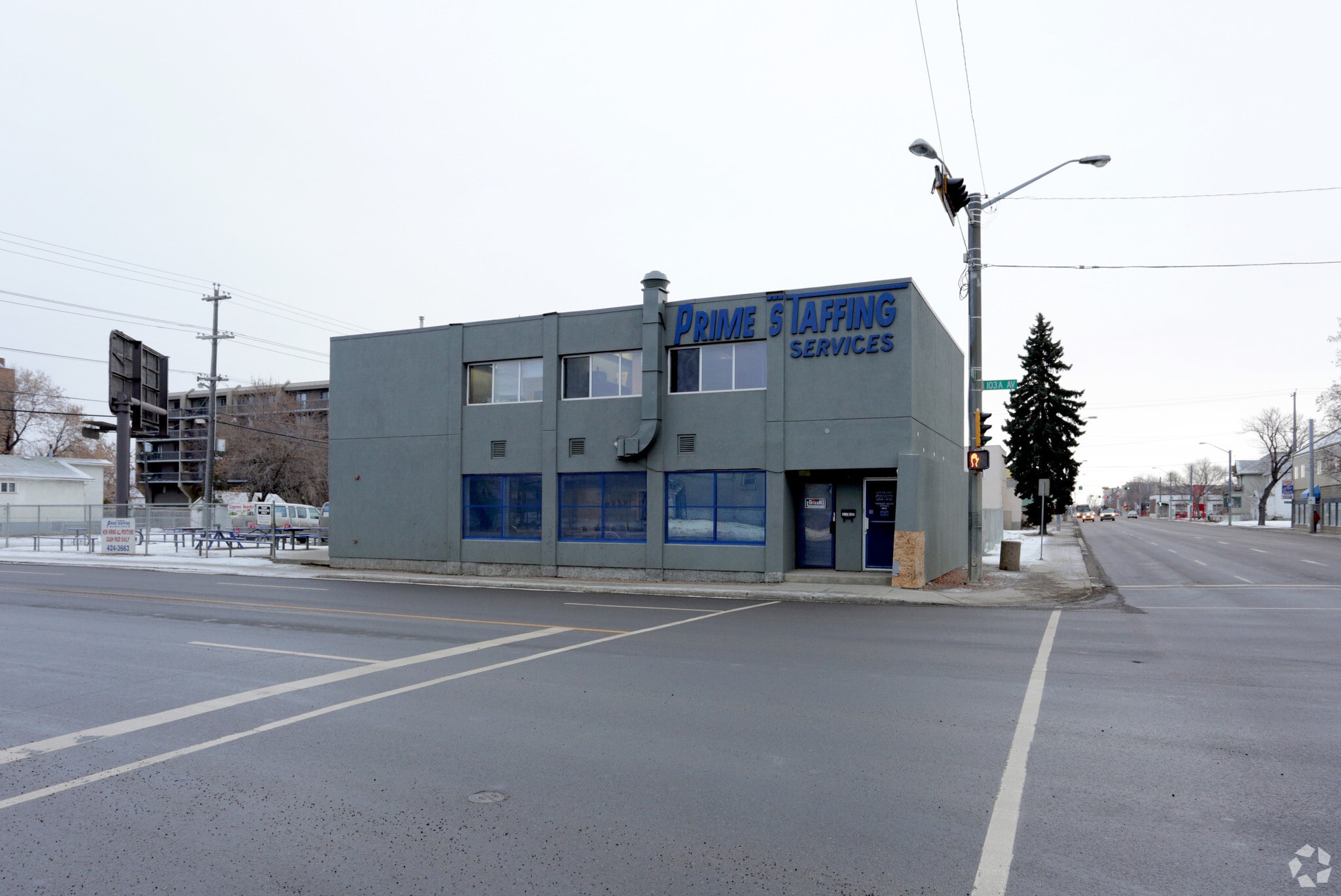 10335 95th St NW, Edmonton, AB for lease Primary Photo- Image 1 of 10
