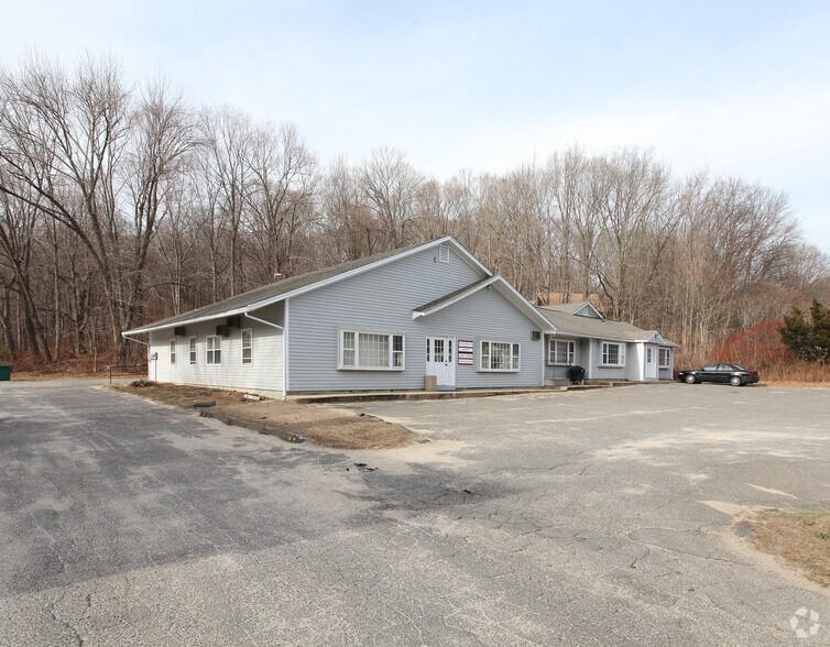 16 Lake St, Coventry, CT for sale - Primary Photo - Image 1 of 1