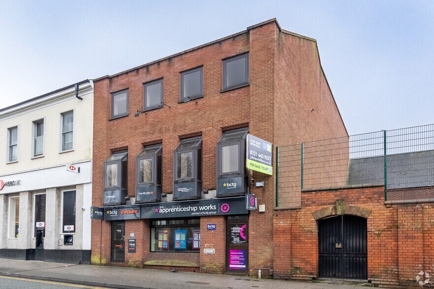 330 High St, West Bromwich for lease - Primary Photo - Image 1 of 4