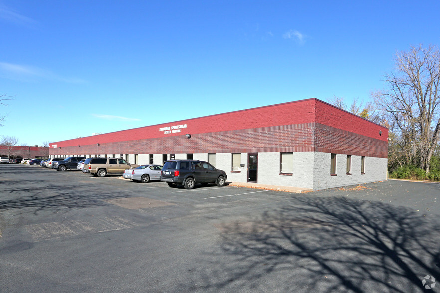 1871-1897 Buerkle Rd, Saint Paul, MN for lease - Primary Photo - Image 1 of 8