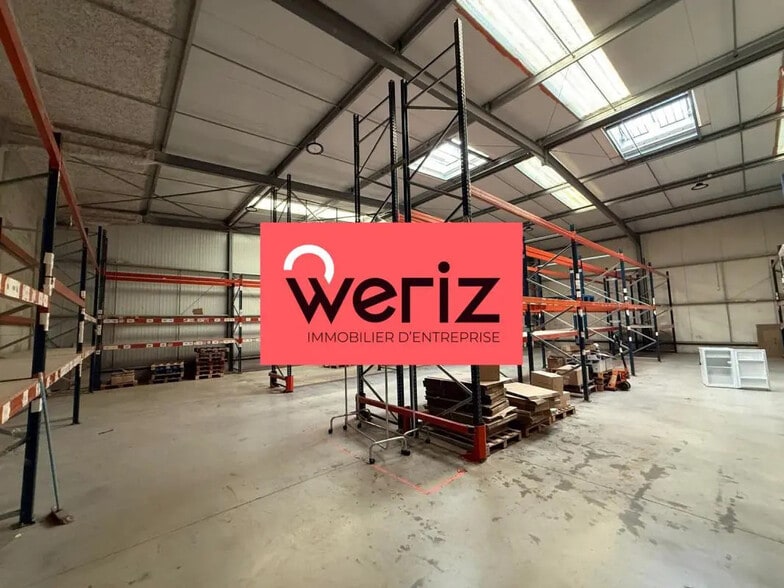 Office in Roquefort-la-Bédoule for lease - Interior Photo - Image 3 of 4