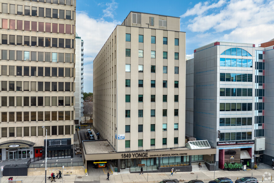 1849 Yonge St, Toronto, ON for lease - Primary Photo - Image 1 of 5