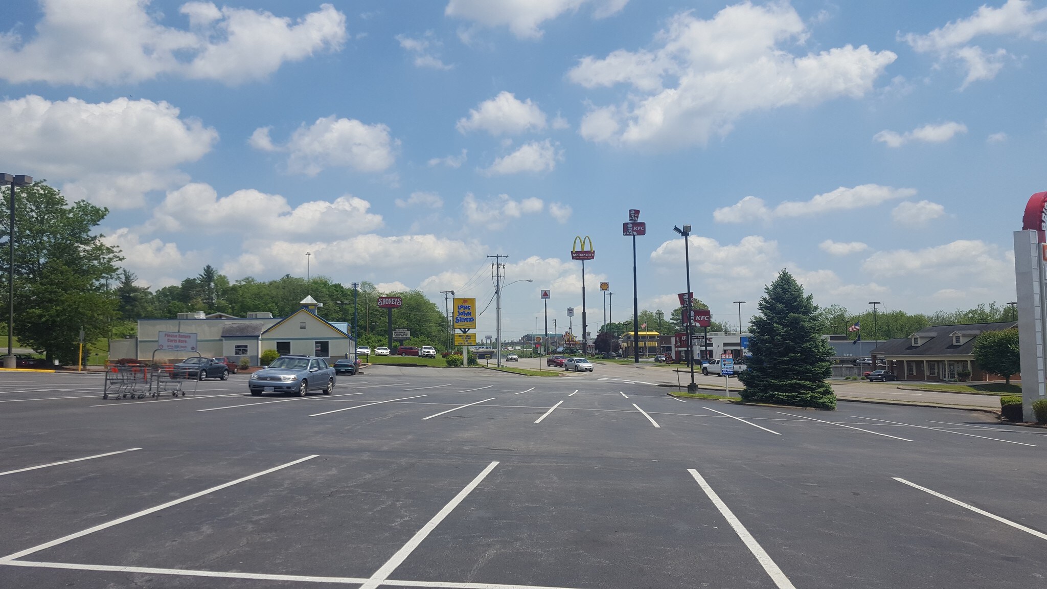 20022012 Lee Hwy, Bristol, VA 24201 Bristol Plaza