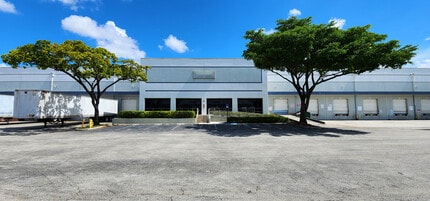 11825 NW 100th Rd, Medley, FL for lease Building Photo- Image 1 of 2