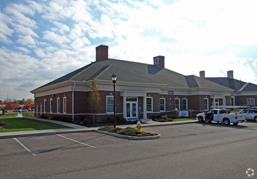 8045 Washington Village Dr, Dayton, OH for sale - Building Photo - Image 2 of 11