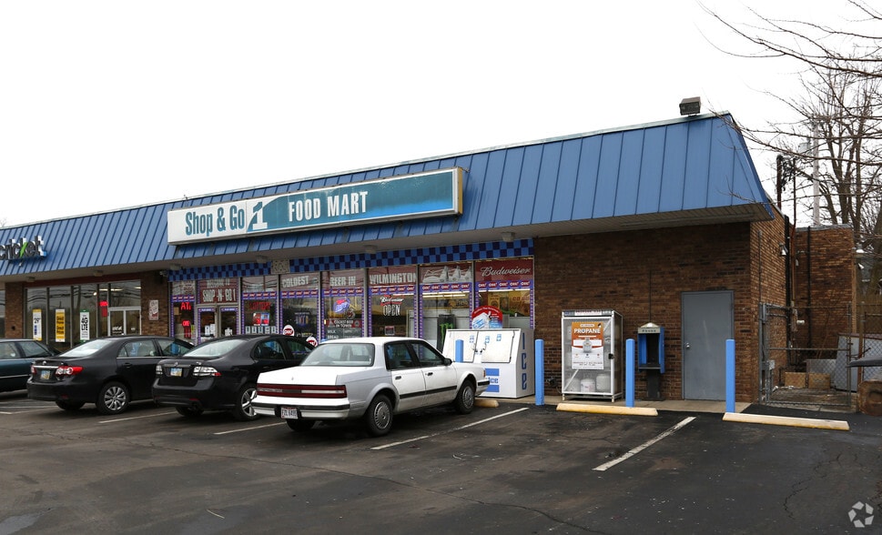 1089-1097 W Locust St, Wilmington, OH for lease - Building Photo - Image 2 of 12