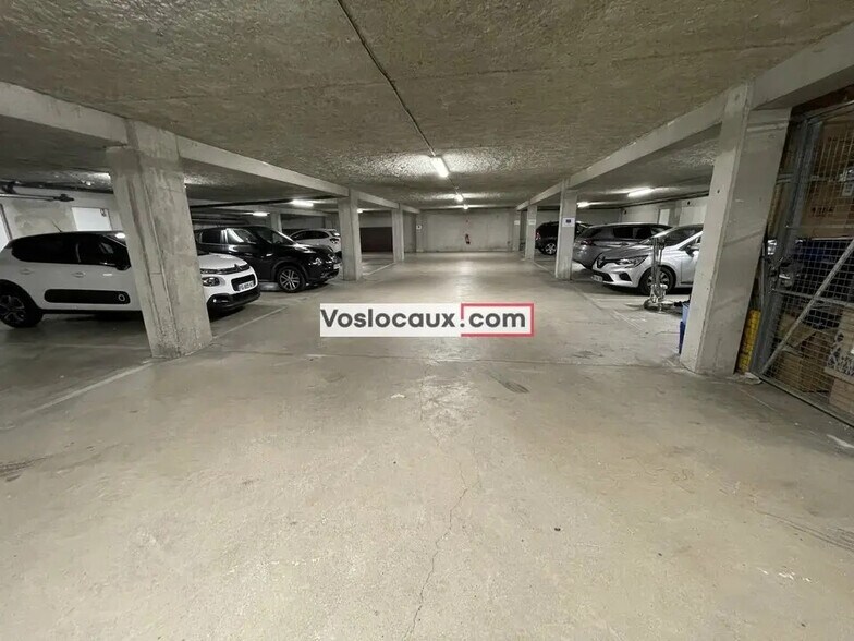 Office in Nice for lease - Building Photo - Image 2 of 4