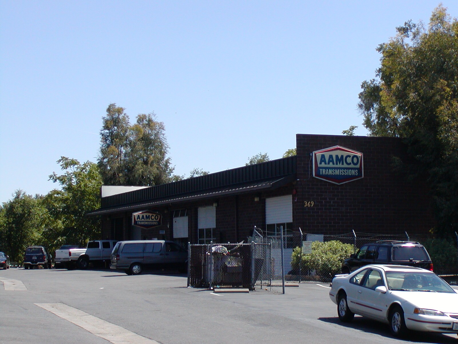 357-377 E Cypress Ave, Redding, CA for sale Primary Photo- Image 1 of 1