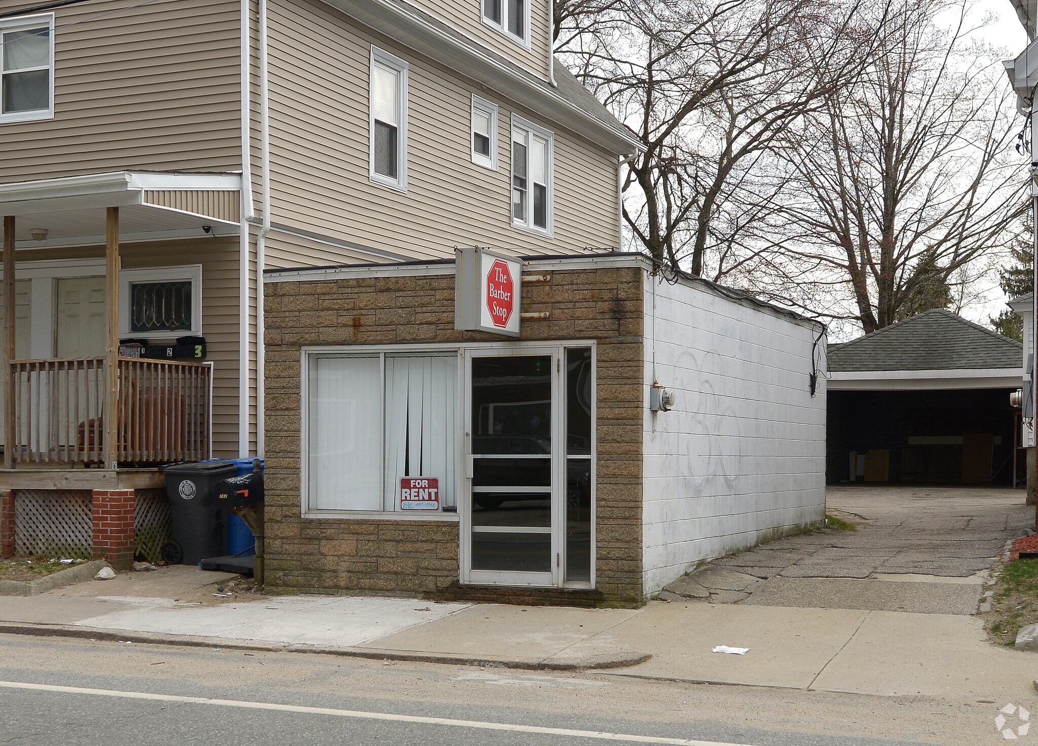 762 Park Ave, Cranston, RI for sale Primary Photo- Image 1 of 1