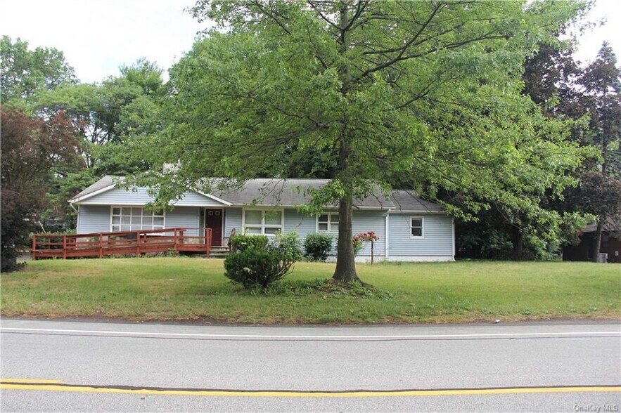 825 Rt-211, Middletown, NY for sale - Building Photo - Image 1 of 1