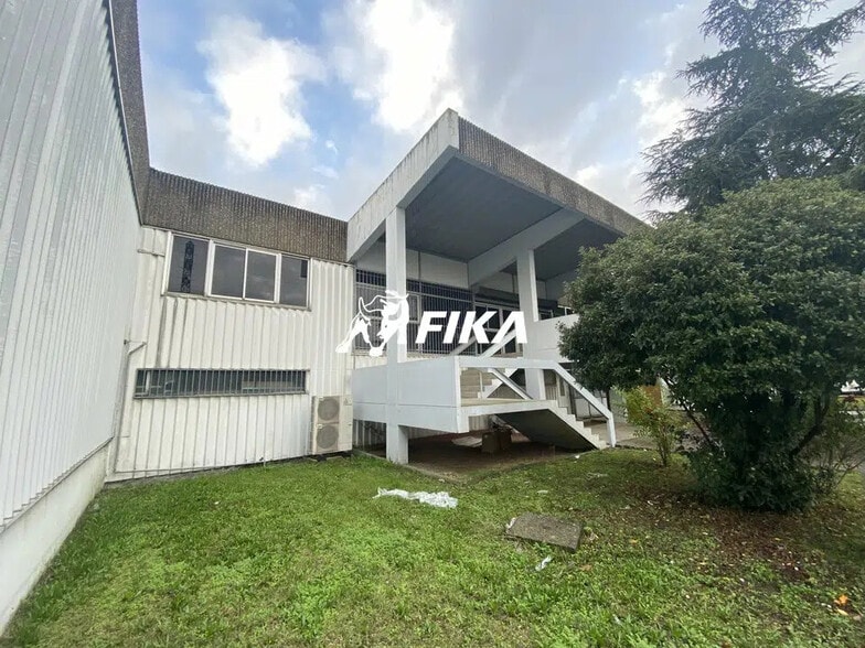 Office in Toulouse for lease - Building Photo - Image 3 of 7