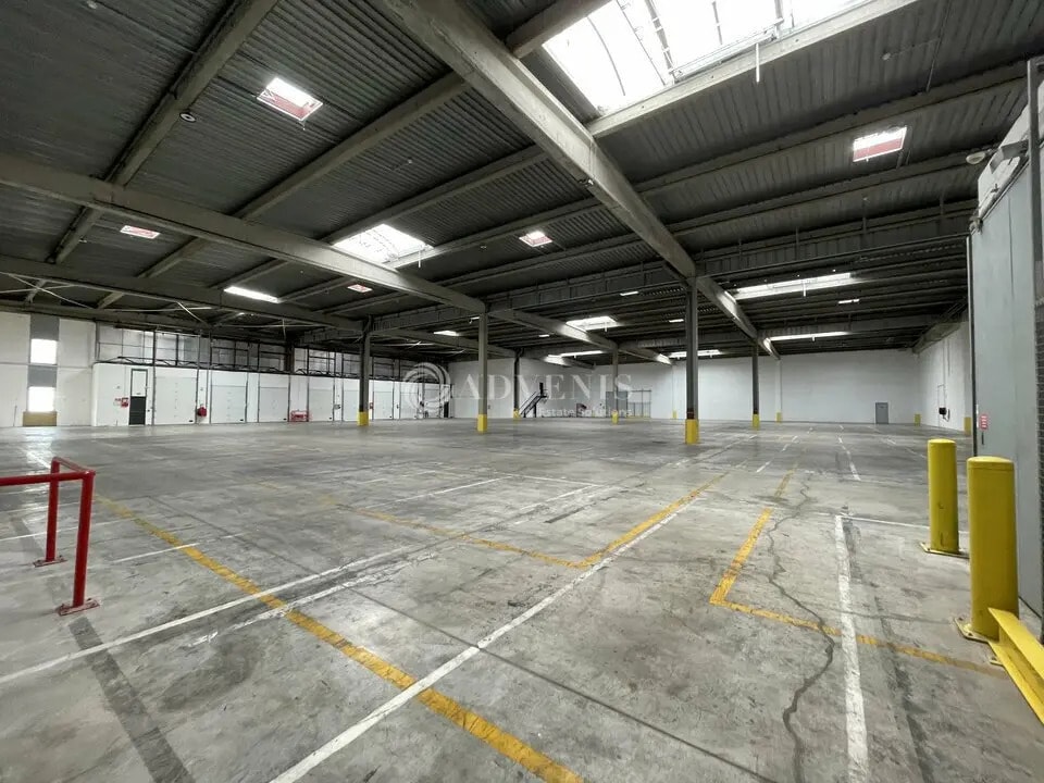 Industrial in Corbas for lease Building Photo- Image 1 of 2