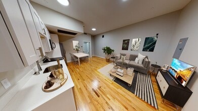 340 N Sibley St, Saint Paul, MN for lease Building Photo- Image 2 of 10