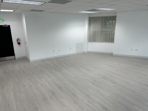 10305 NW 41st St, Doral, FL for lease Interior Photo- Image 2 of 6