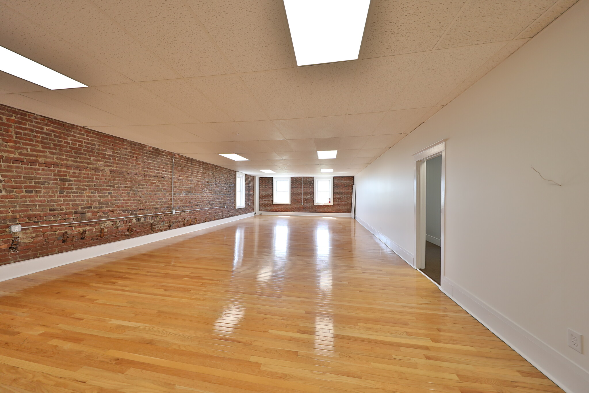 516-520 Main St, Boonton, NJ for lease Interior Photo- Image 1 of 4