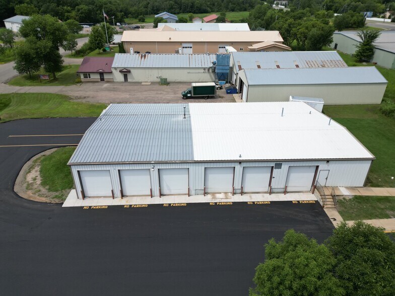 3325 Southway Dr, Saint Cloud, MN for lease - Building Photo - Image 3 of 6