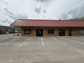 103 Brookstone Plz, Morgantown, WV for lease Building Photo- Image 2 of 9