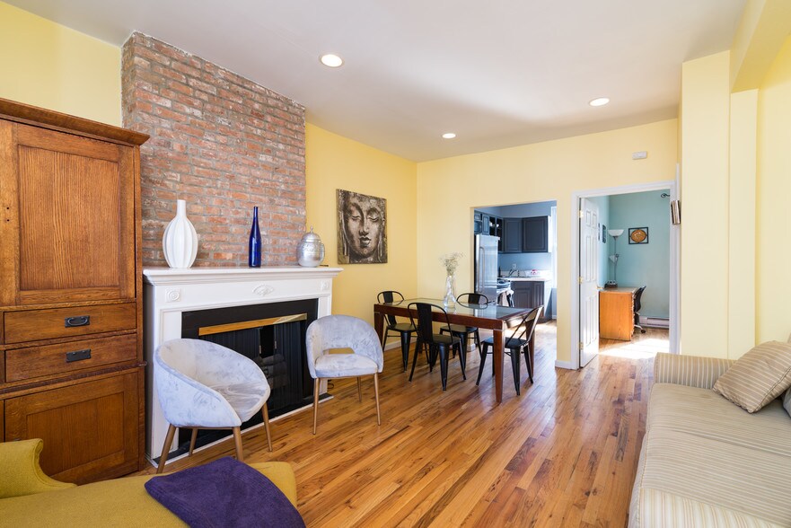 91 Prospect St, Jersey City, NJ 07307