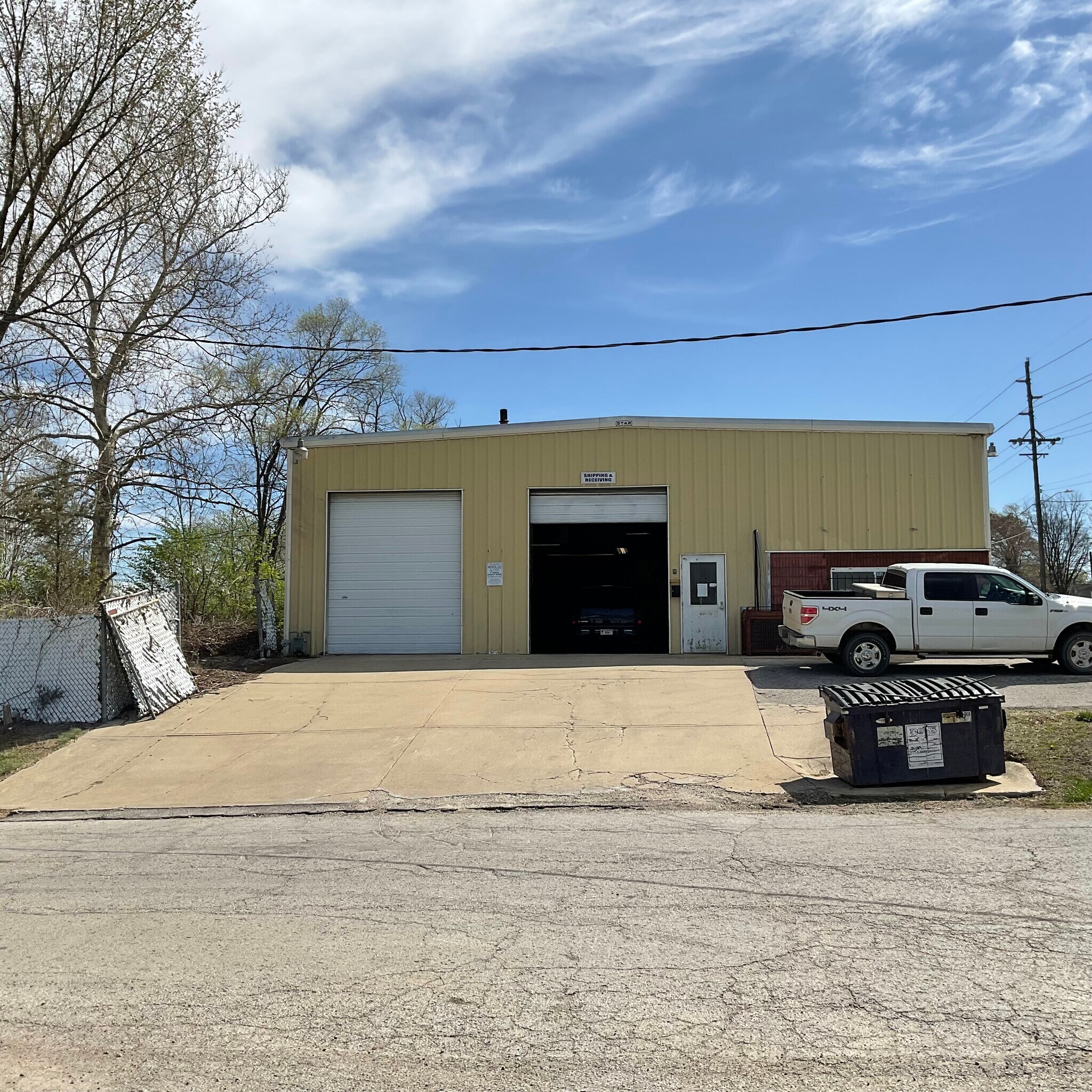 8022 Leavenworth Rd, Kansas City, KS 66109 Flex for Sale