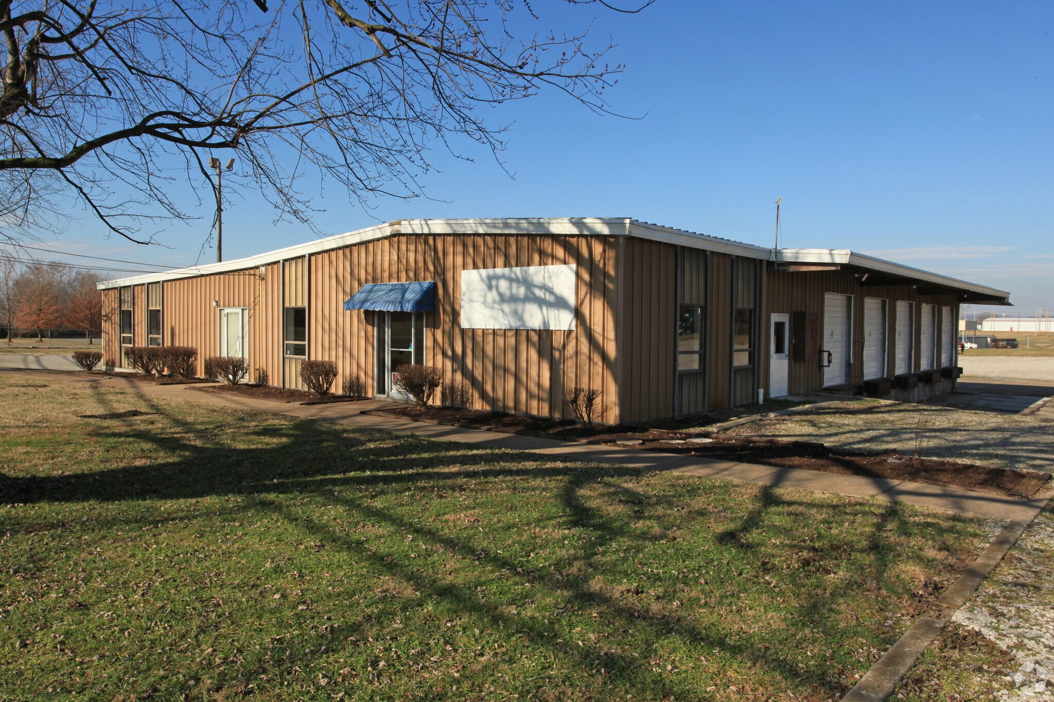 543 Plum Springs Loop, Bowling Green, KY for sale Primary Photo- Image 1 of 1