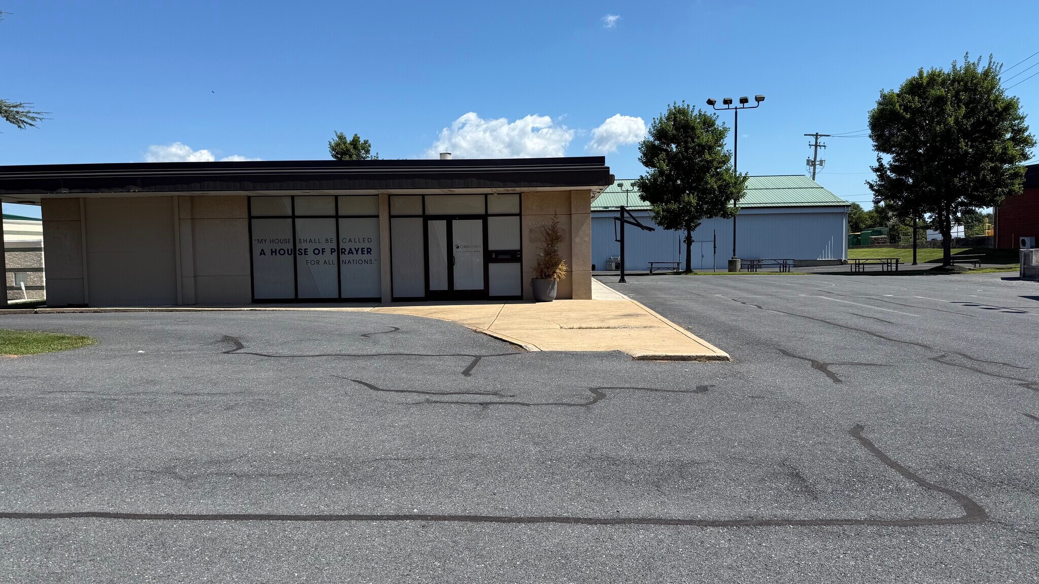 1213 Old Slate Hill rd, Camp Hill, PA for lease Primary Photo- Image 1 of 6