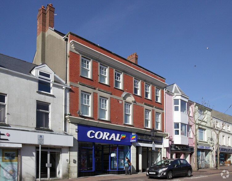 65-67 Charles St, Milford Haven for lease - Building Photo - Image 3 of 5