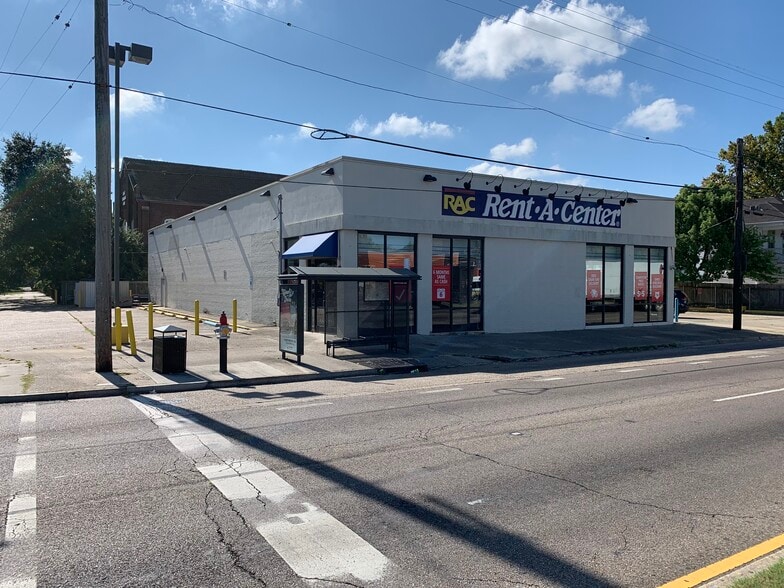 1320 N Broad St, New Orleans, LA for lease - Building Photo - Image 1 of 3