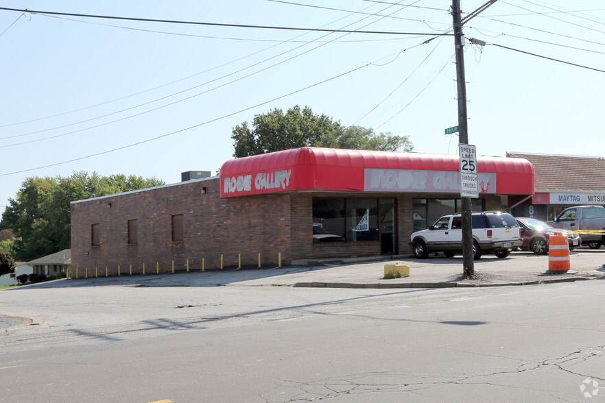 856 Youngstown Poland Rd, Struthers, OH for sale - Building Photo - Image 1 of 8