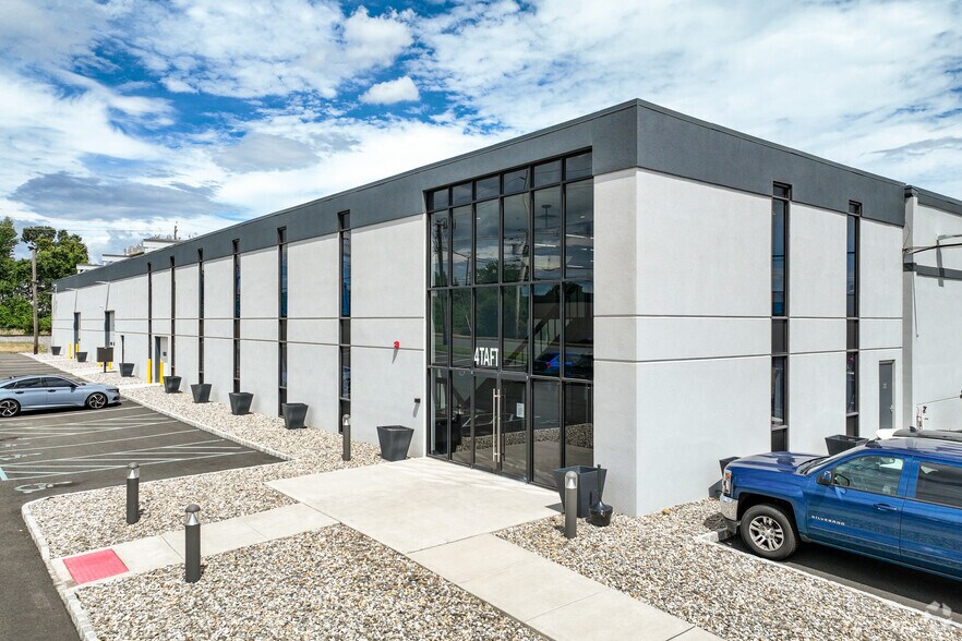 4 Taft Rd, Totowa, NJ 07512