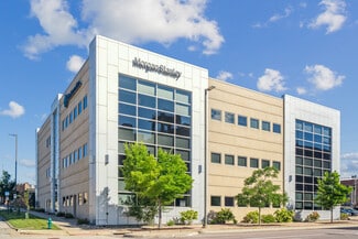 More details for 600 3rd Ave SE, Cedar Rapids, IA - Office for Sale