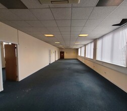 1C Paisley Rd, Renfrew for lease Interior Photo- Image 1 of 1