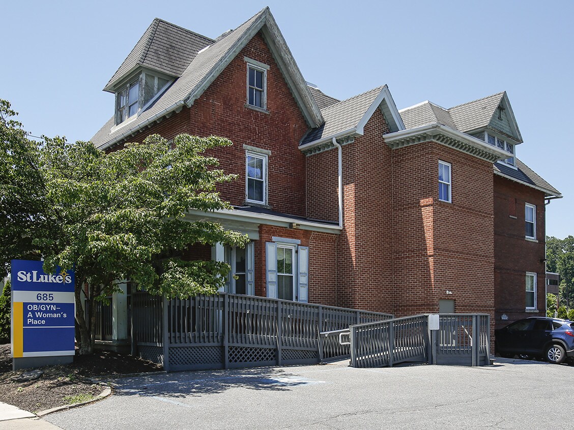 685 Delaware Ave, Fountain Hill, PA for sale Building Photo- Image 1 of 1