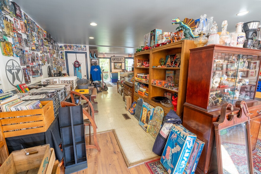 88-90 Front St, Ballston Spa, NY for sale - Building Photo - Image 2 of 35