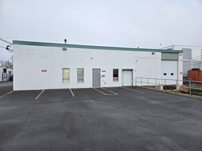 41 Grenfell Cres, Ottawa, ON for lease Building Photo- Image 1 of 8