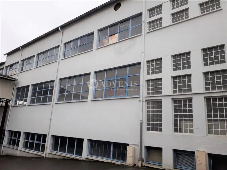 Office in Limoges for lease - Building Photo - Image 2 of 2